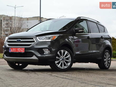 Серый Форд Эскейп, объемом двигателя 2 л и пробегом 131 тыс. км за 14699 $, фото 1 на Automoto.ua