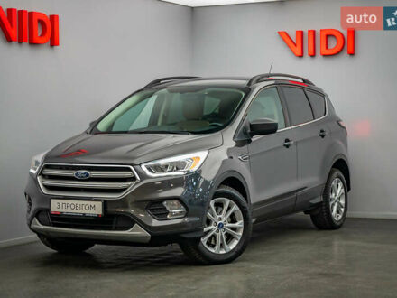 Серый Форд Эскейп, объемом двигателя 1.5 л и пробегом 106 тыс. км за 15261 $, фото 1 на Automoto.ua