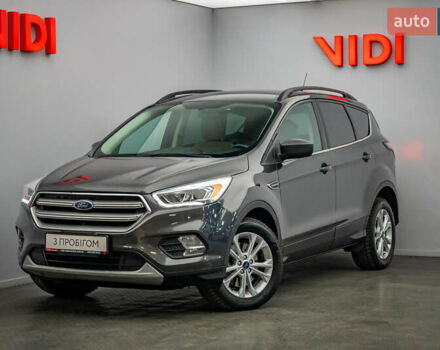 Серый Форд Эскейп, объемом двигателя 1.5 л и пробегом 106 тыс. км за 15261 $, фото 1 на Automoto.ua