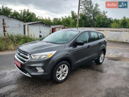 Сірий Форд Ескейп, об'ємом двигуна 2.5 л та пробігом 117 тис. км за 12500 $, фото 1 на Automoto.ua