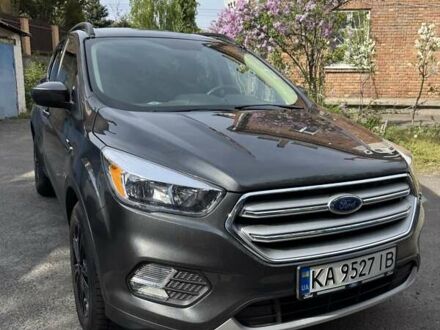 Форд Эскейп 2018 в Киеве на Automoto.ua Серый Форд Эскейп, объемом двигателя 1.5 л и пробегом 84 тыс. км за 13700 $, фото 1 на Automoto.ua