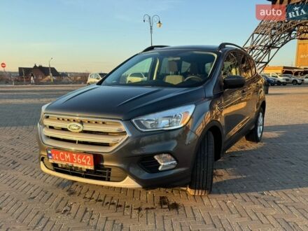 Серый Форд Эскейп, объемом двигателя 1.5 л и пробегом 171 тыс. км за 11800 $, фото 1 на Automoto.ua