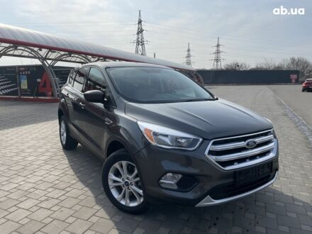 Форд Эскейп 2019 в Полтаве на Automoto.ua Серый Форд Эскейп, объемом двигателя 0 л и пробегом 83 тыс. км за 15000 $, фото 1 на Automoto.ua