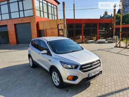 Форд Эскейп 2019 в Днепре (Днепропетровске) на Automoto.ua Серый Форд Эскейп, объемом двигателя 2.5 л и пробегом 64 тыс. км за 16800 $, фото 1 на Automoto.ua