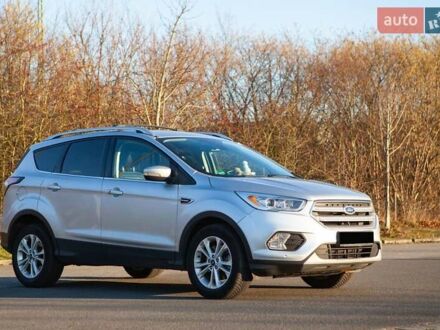 Сірий Форд Ескейп, об'ємом двигуна 2 л та пробігом 88 тис. км за 17535 $, фото 1 на Automoto.ua