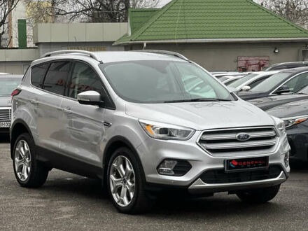 Серый Форд Эскейп, объемом двигателя 2 л и пробегом 92 тыс. км за 16500 $, фото 1 на Automoto.ua