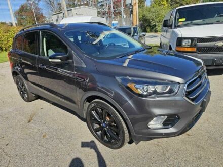 Серый Форд Эскейп, объемом двигателя 2 л и пробегом 85 тыс. км за 10184 $, фото 1 на Automoto.ua