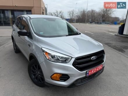 Серый Форд Эскейп, объемом двигателя 2.5 л и пробегом 215 тыс. км за 12599 $, фото 1 на Automoto.ua