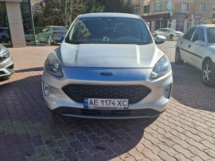 Серый Форд Эскейп, объемом двигателя 1.5 л и пробегом 70 тыс. км за 15500 $, фото 1 на Automoto.ua