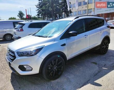 Сірий Форд Ескейп, об'ємом двигуна 1.5 л та пробігом 75 тис. км за 12850 $, фото 1 на Automoto.ua