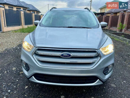 Серый Форд Эскейп, объемом двигателя 1.5 л и пробегом 130 тыс. км за 12500 $, фото 1 на Automoto.ua