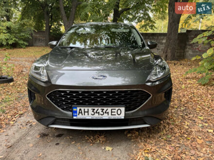 Серый Форд Эскейп, объемом двигателя 1.5 л и пробегом 30 тыс. км за 18500 $, фото 1 на Automoto.ua