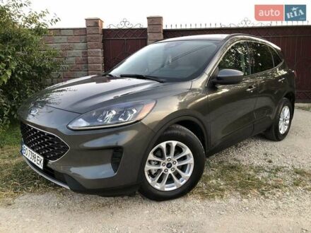 Форд Ескейп 2020 у Волочиске на Automoto.ua Сірий Форд Ескейп, об'ємом двигуна 0 л та пробігом 6 тис. км за 19800 $, фото 1 на Automoto.ua