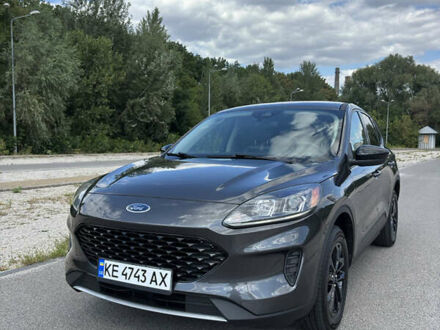 Форд Эскейп 2020 в Днепре (Днепропетровске) на Automoto.ua Серый Форд Эскейп, объемом двигателя 2.5 л и пробегом 102 тыс. км за 19500 $, фото 1 на Automoto.ua