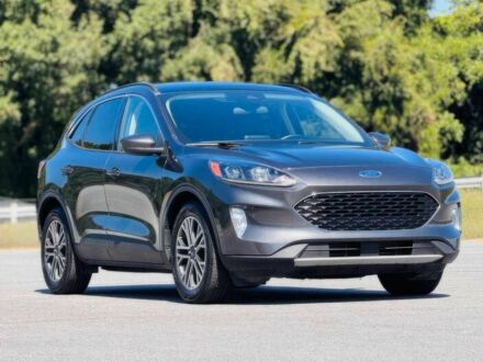 Серый Форд Эскейп, объемом двигателя 1.5 л и пробегом 33 тыс. км за 12400 $, фото 1 на Automoto.ua