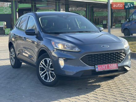 Сірий Форд Ескейп, об'ємом двигуна 1.5 л та пробігом 47 тис. км за 16900 $, фото 1 на Automoto.ua