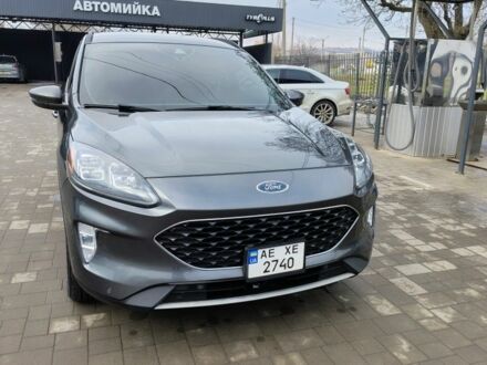 Сірий Форд Ескейп, об'ємом двигуна 2 л та пробігом 173 тис. км за 18000 $, фото 1 на Automoto.ua
