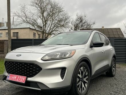 Сірий Форд Ескейп, об'ємом двигуна 0 л та пробігом 62 тис. км за 20300 $, фото 1 на Automoto.ua