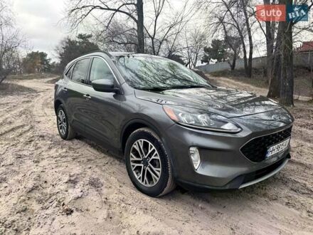 Серый Форд Эскейп, объемом двигателя 2.5 л и пробегом 215 тыс. км за 21000 $, фото 1 на Automoto.ua