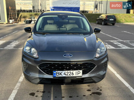 Форд Эскейп 2021 в Ровно на Automoto.ua Серый Форд Эскейп, объемом двигателя 2.49 л и пробегом 72 тыс. км за 22000 $, фото 1 на Automoto.ua