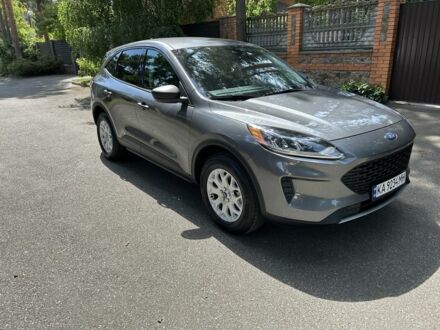 Серый Форд Эскейп, объемом двигателя 1.5 л и пробегом 3 тыс. км за 22000 $, фото 1 на Automoto.ua