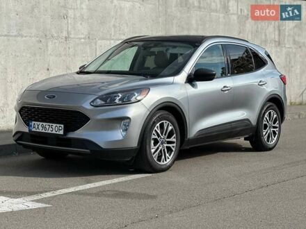 Форд Эскейп 2022 в Киеве на Automoto.ua Серый Форд Эскейп, объемом двигателя 1.5 л и пробегом 35 тыс. км за 19900 $, фото 1 на Automoto.ua