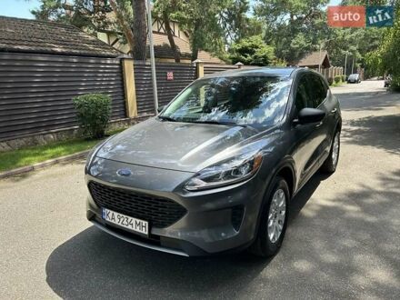 Форд Ескейп 2022 у Києві на Automoto.ua Сірий Форд Ескейп, об'ємом двигуна 1.5 л та пробігом 3 тис. км за 21600 $, фото 1 на Automoto.ua