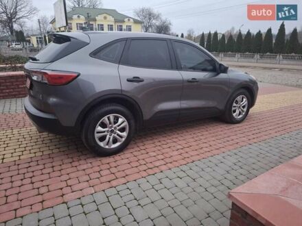 Сірий Форд Ескейп, об'ємом двигуна 1.5 л та пробігом 63 тис. км за 15000 $, фото 1 на Automoto.ua