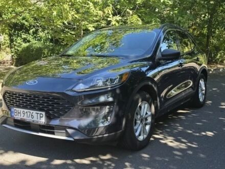 Сірий Форд Ескейп, об'ємом двигуна 1.5 л та пробігом 95 тис. км за 16482 $, фото 1 на Automoto.ua