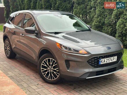 Форд Эскейп 2022 в Киеве на Automoto.ua Серый Форд Эскейп, объемом двигателя 2.5 л и пробегом 56 тыс. км за 23999 $, фото 1 на Automoto.ua