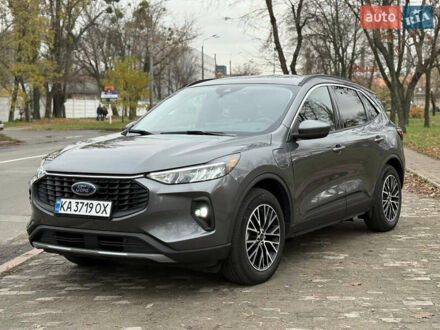 Сірий Форд Ескейп, об'ємом двигуна 2.5 л та пробігом 37 тис. км за 27500 $, фото 1 на Automoto.ua