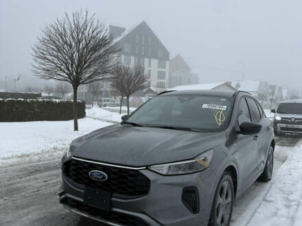 Сірий Форд Ескейп, об'ємом двигуна 0 л та пробігом 36 тис. км за 15900 $, фото 1 на Automoto.ua