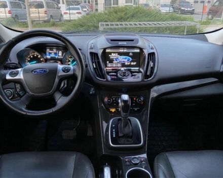 Синий Форд Эскейп, объемом двигателя 2 л и пробегом 200 тыс. км за 8000 $, фото 5 на Automoto.ua