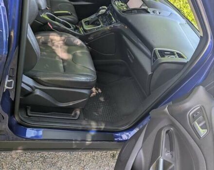 Синий Форд Эскейп, объемом двигателя 2 л и пробегом 215 тыс. км за 9600 $, фото 4 на Automoto.ua