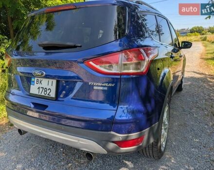 Синий Форд Эскейп, объемом двигателя 2 л и пробегом 215 тыс. км за 9600 $, фото 3 на Automoto.ua
