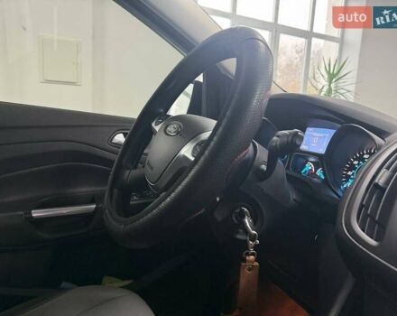 Синій Форд Ескейп, об'ємом двигуна 1.6 л та пробігом 121 тис. км за 10700 $, фото 3 на Automoto.ua