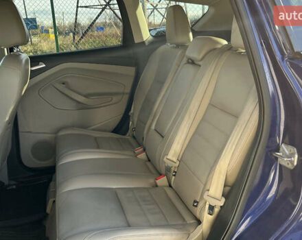 Синий Форд Эскейп, объемом двигателя 2 л и пробегом 162 тыс. км за 11000 $, фото 16 на Automoto.ua