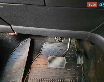 Синий Форд Эскейп, объемом двигателя 2.5 л и пробегом 233 тыс. км за 10700 $, фото 25 на Automoto.ua