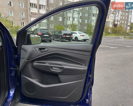 Синий Форд Эскейп, объемом двигателя 2.5 л и пробегом 219 тыс. км за 9500 $, фото 37 на Automoto.ua