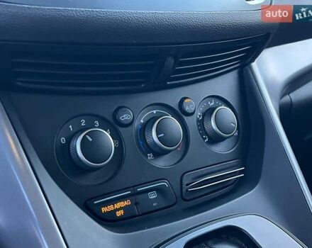 Форд Эскейп 2015 в Львове на Automoto.ua Синий Форд Эскейп, объемом двигателя 2.5 л и пробегом 140 тыс. км за 11590 $, фото 38 на Automoto.ua