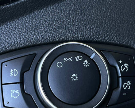 Форд Эскейп 2015 в Николаеве на Automoto.ua Синий Форд Эскейп, объемом двигателя 2 л и пробегом 155 тыс. км за 13400 $, фото 8 на Automoto.ua