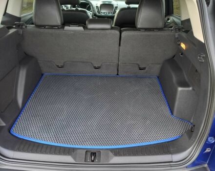 Синий Форд Эскейп, объемом двигателя 2 л и пробегом 175 тыс. км за 13093 $, фото 6 на Automoto.ua