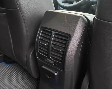 Синий Форд Эскейп, объемом двигателя 2 л и пробегом 175 тыс. км за 13093 $, фото 4 на Automoto.ua