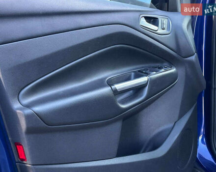 Форд Эскейп 2015 в Львове на Automoto.ua Синий Форд Эскейп, объемом двигателя 2.5 л и пробегом 140 тыс. км за 11590 $, фото 28 на Automoto.ua