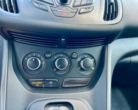 Форд Эскейп 2015 в Киеве на Automoto.ua Синий Форд Эскейп, объемом двигателя 2.5 л и пробегом 235 тыс. км за 9800 $, фото 16 на Automoto.ua