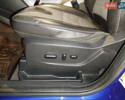 Синий Форд Эскейп, объемом двигателя 2 л и пробегом 146 тыс. км за 13400 $, фото 37 на Automoto.ua