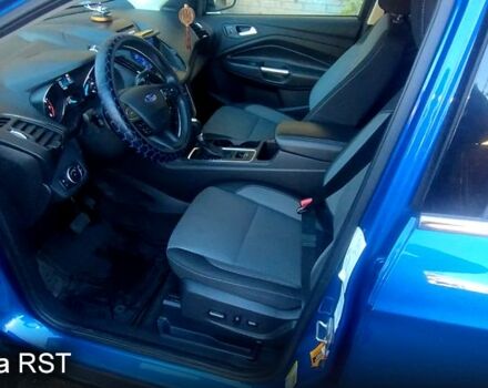 Синий Форд Эскейп, объемом двигателя 2 л и пробегом 163 тыс. км за 13500 $, фото 4 на Automoto.ua