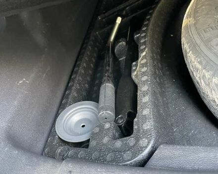 Синий Форд Эскейп, объемом двигателя 2.5 л и пробегом 127 тыс. км за 10600 $, фото 17 на Automoto.ua