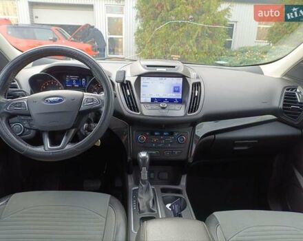 Синий Форд Эскейп, объемом двигателя 1.5 л и пробегом 190 тыс. км за 12000 $, фото 4 на Automoto.ua