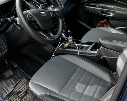 Форд Эскейп 2017 в Чернигове на Automoto.ua Синий Форд Эскейп, объемом двигателя 2.5 л и пробегом 102 тыс. км за 15000 $, фото 11 на Automoto.ua